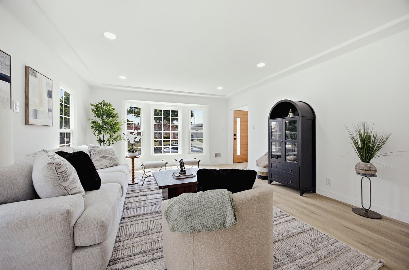 Additional living room in the Inglewood residence